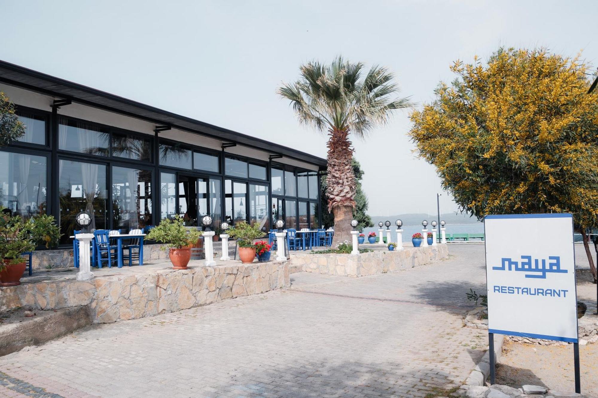 Maya Bistro Hotel & Beach Сігаджік Екстер'єр фото