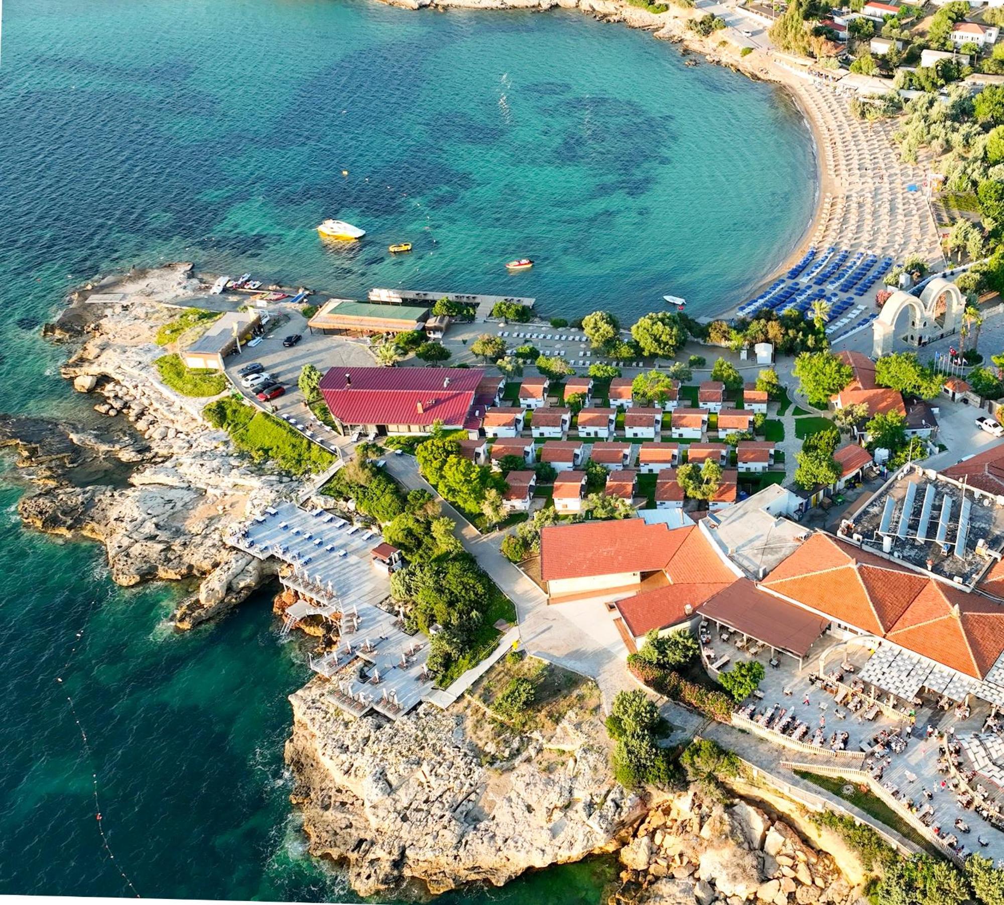 Maya Bistro Hotel & Beach Сігаджік Екстер'єр фото